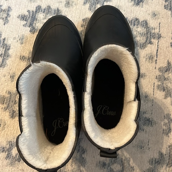 J Crew duck boot with fuzzy lining - Picture 2 of 7